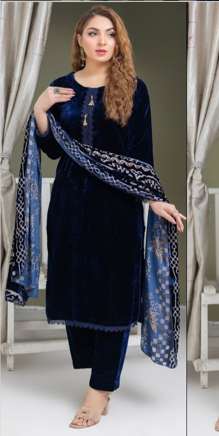 Brit Valvet 3 piece_3058 with plachi shawl navy B24