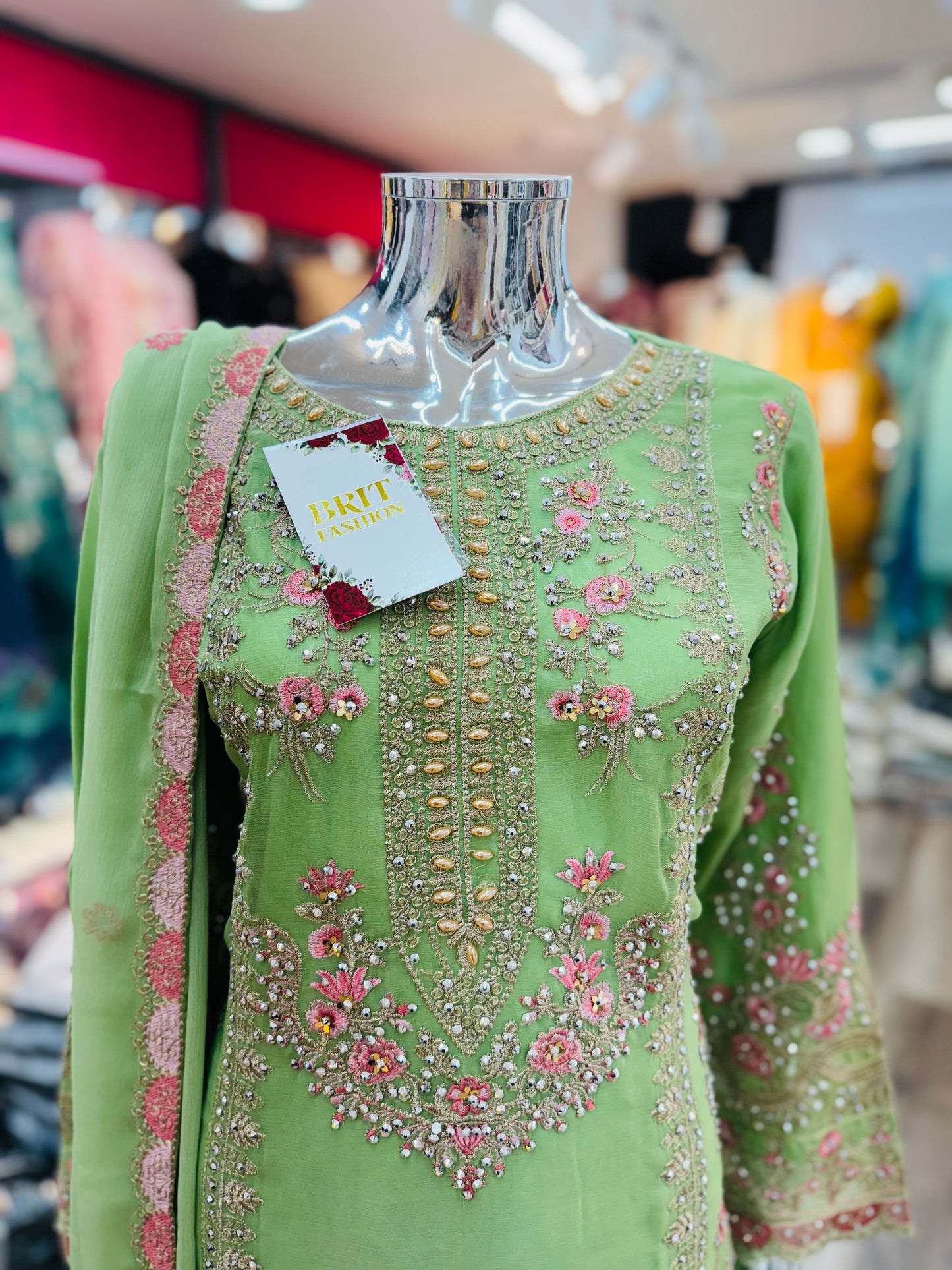 Brit 3 piece chiffon _8095 Pakistani ladies suit B78