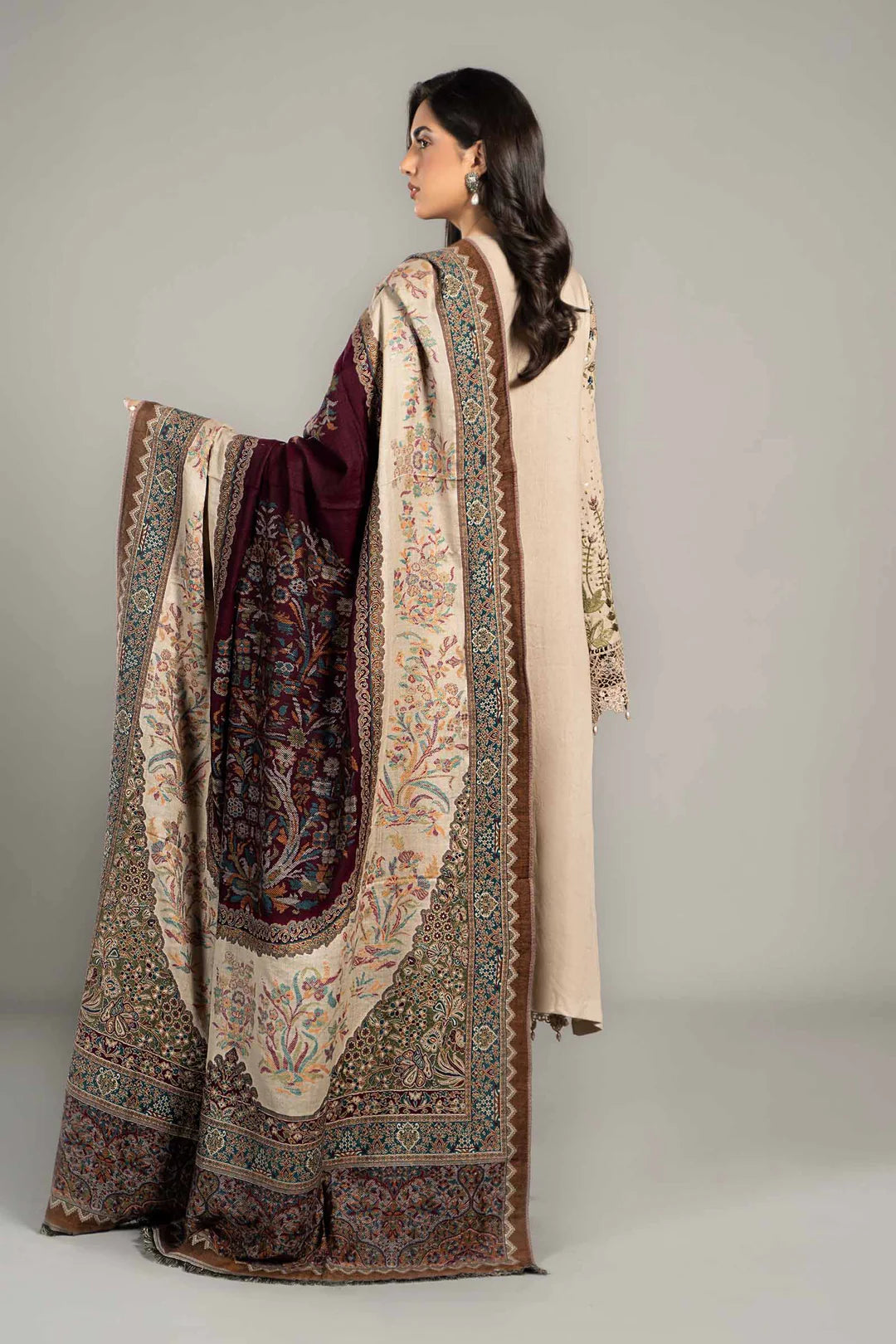 M B original 3 piece stitched_4055 Pakistani winter dress