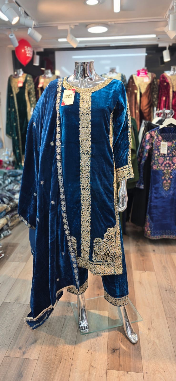 Brit 3 piece velvet_6020 Pakistani ladies suit teal B15