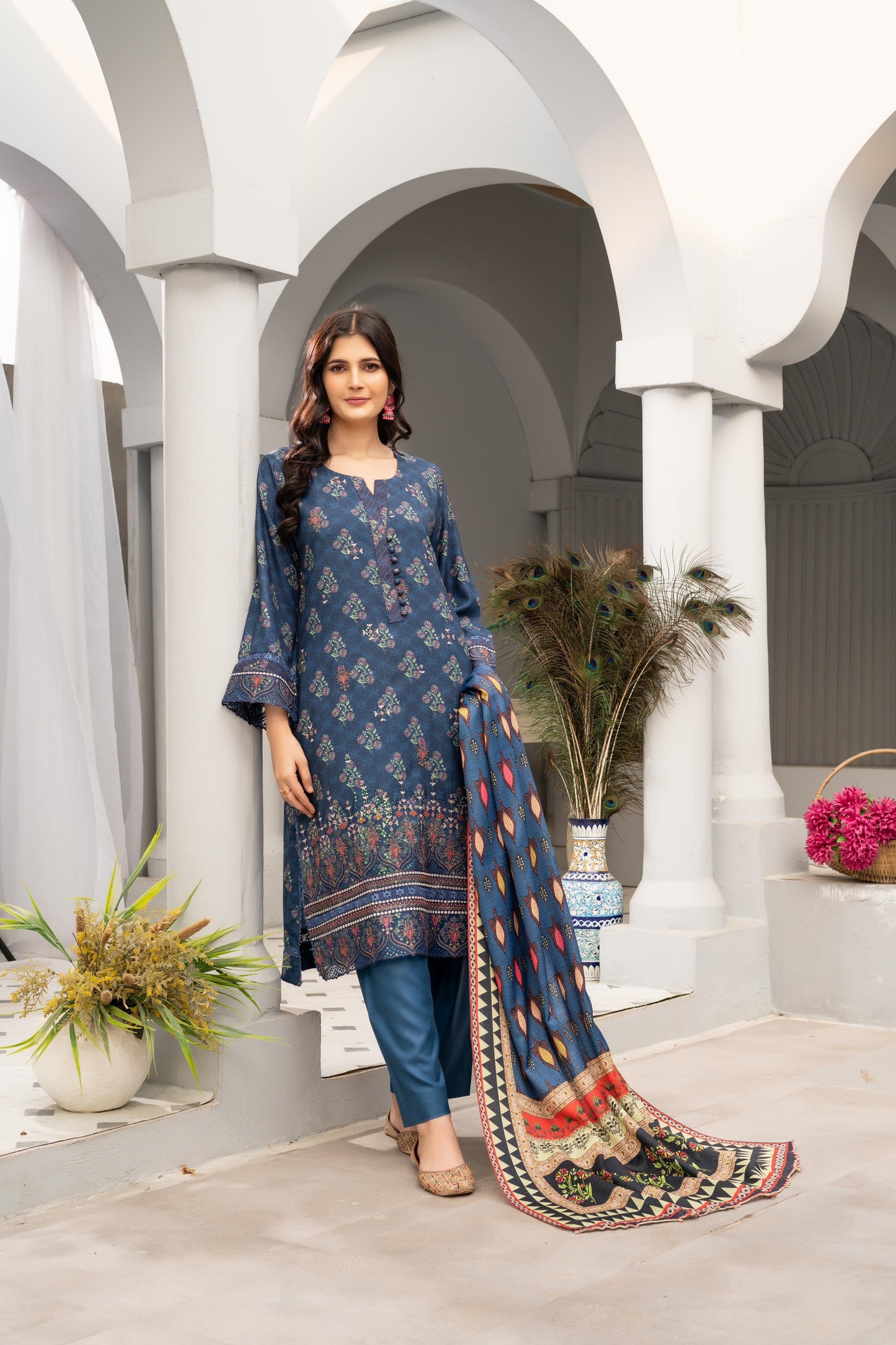 Munira Dhanak 3 piece_4081 M2
