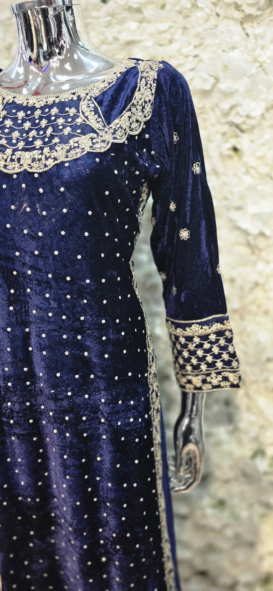 Brit 3 piece velvet_7020 ladies suit navy B3