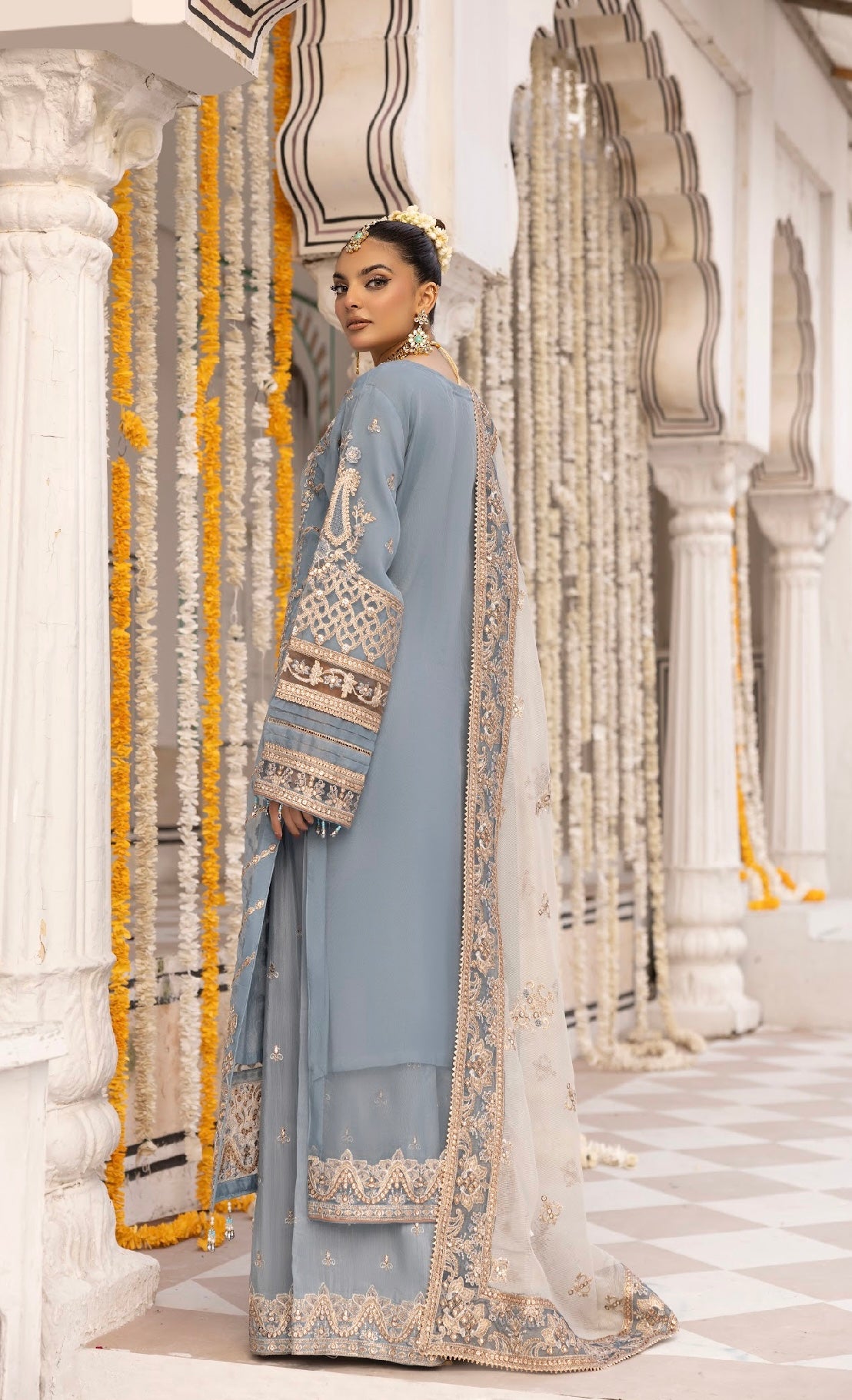 Simrans 3 piece lux wedding wear_100193 Pakistani ladies suit B132