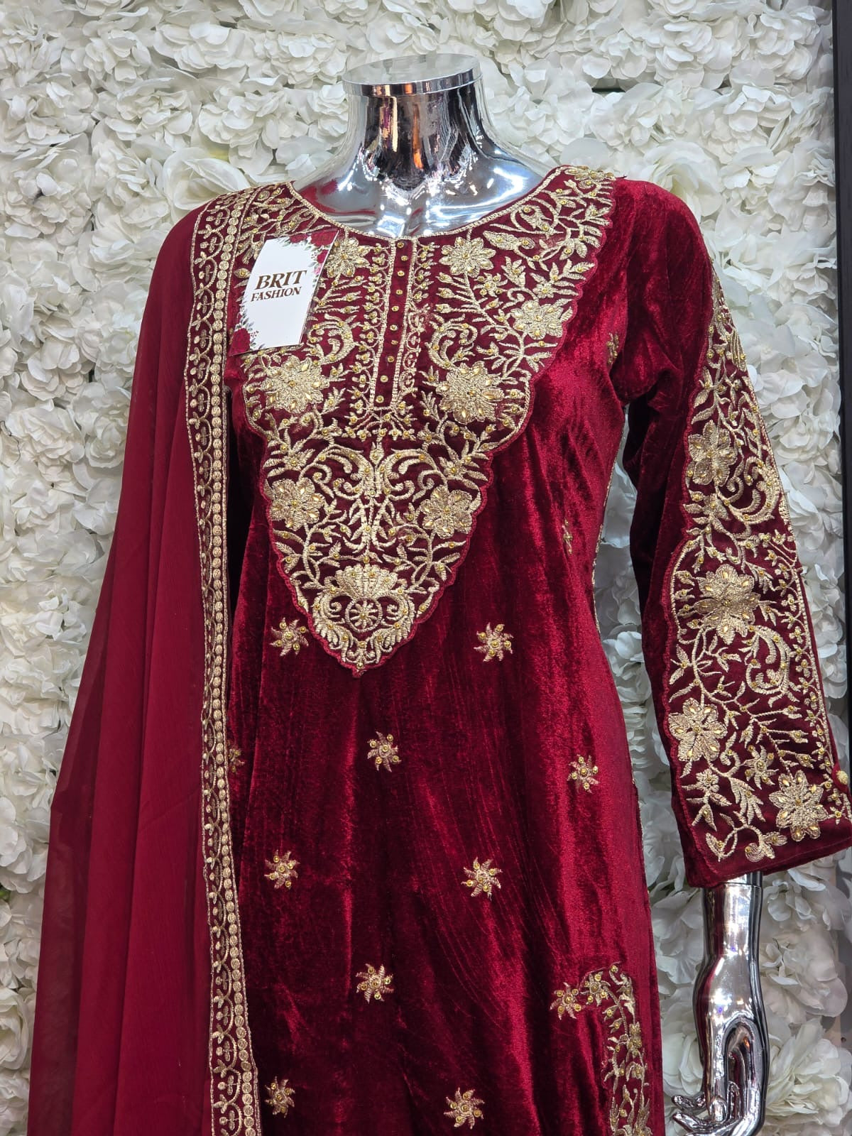 Brit 3 piece velvet_7048 ladies suit mehroon B49
