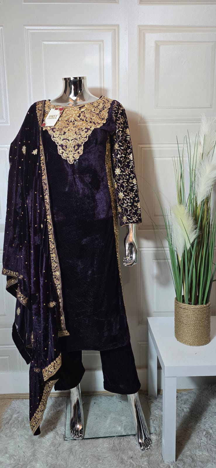 Brit Valvet 3 piece Valvet shawl_4095 D2 purple