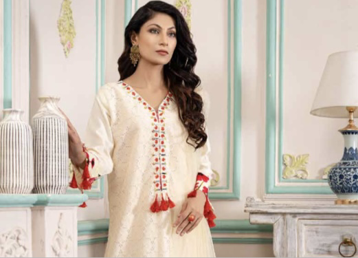 Raniya Designer 3 piece chicken kari _8041 Pakistani suits RCL