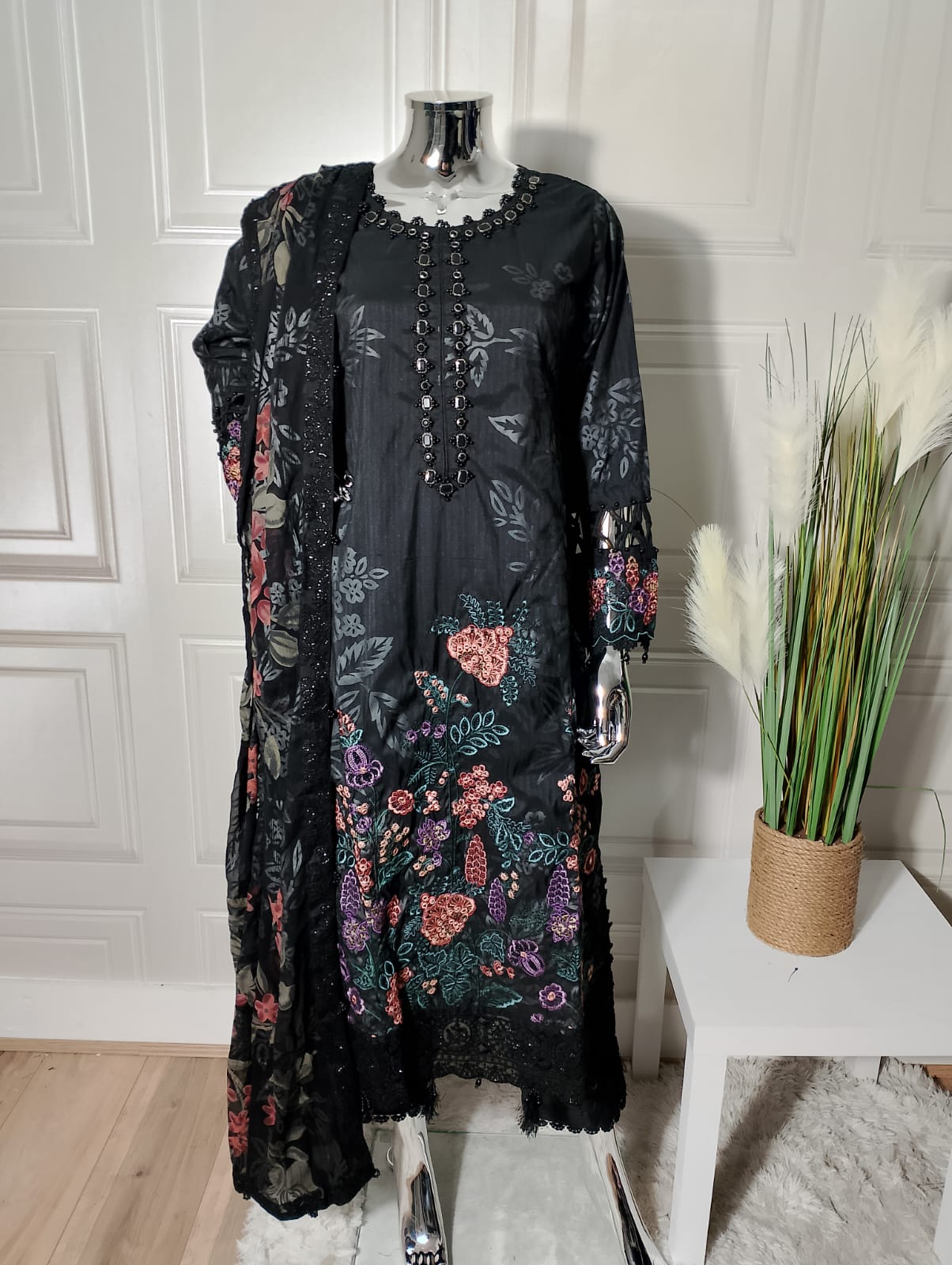 M B designer master copy_3060