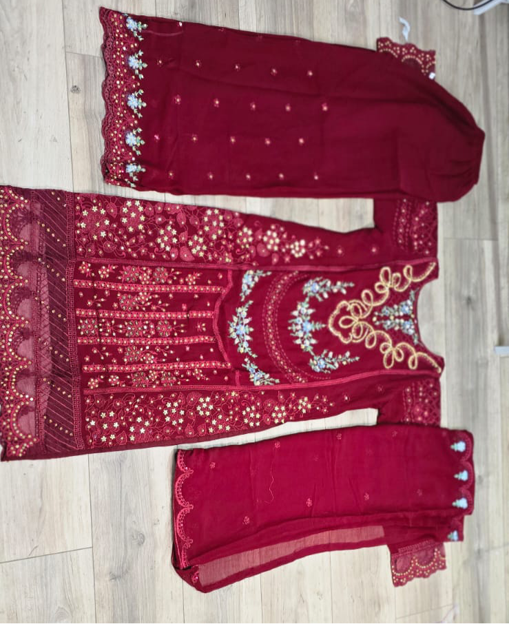 Brit 3 piece luxury chiffon_81042 Pakistani ladies suit B238