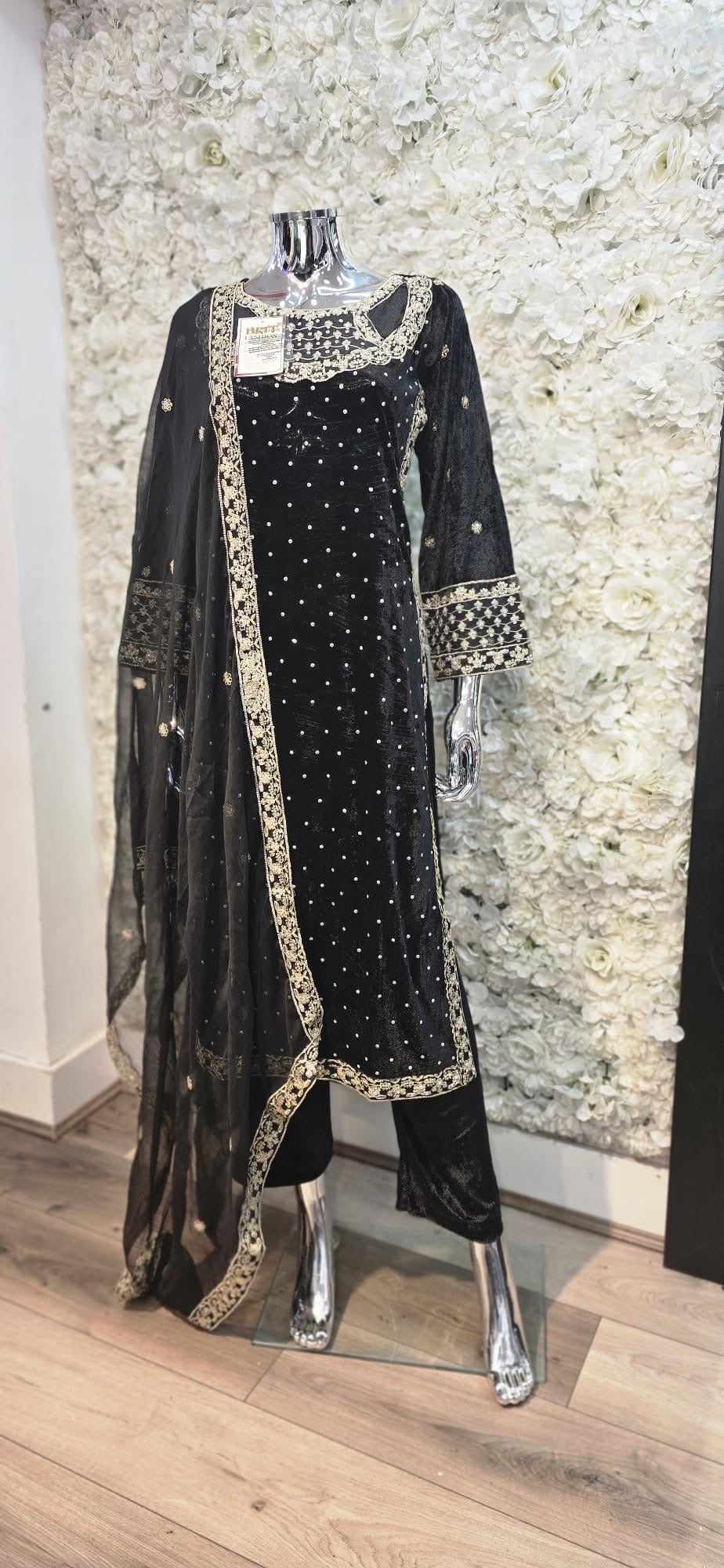 Brit 3 piece velvet_7019 ladies suit black B3