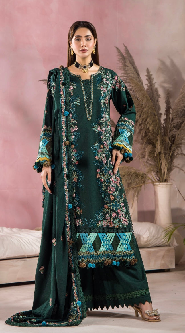 Esha ayesha original 3 piece stitched_7039 Pakistani winter dress