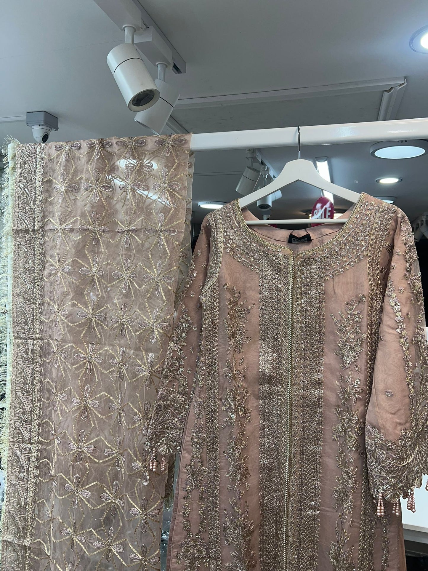 Nureh “3 piece luxury organza_81042 Pakistani ladies suit B194