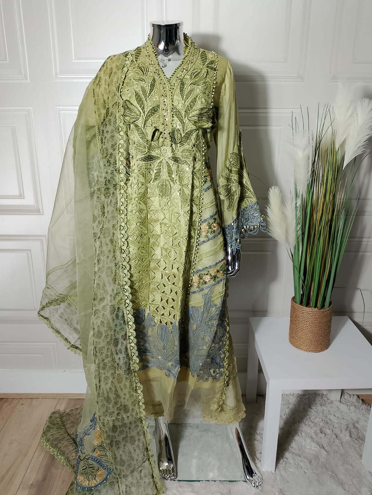M B designer master copy_3059