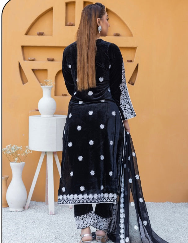 Brit 3 piece velvet_6086 ladies suit Black B39