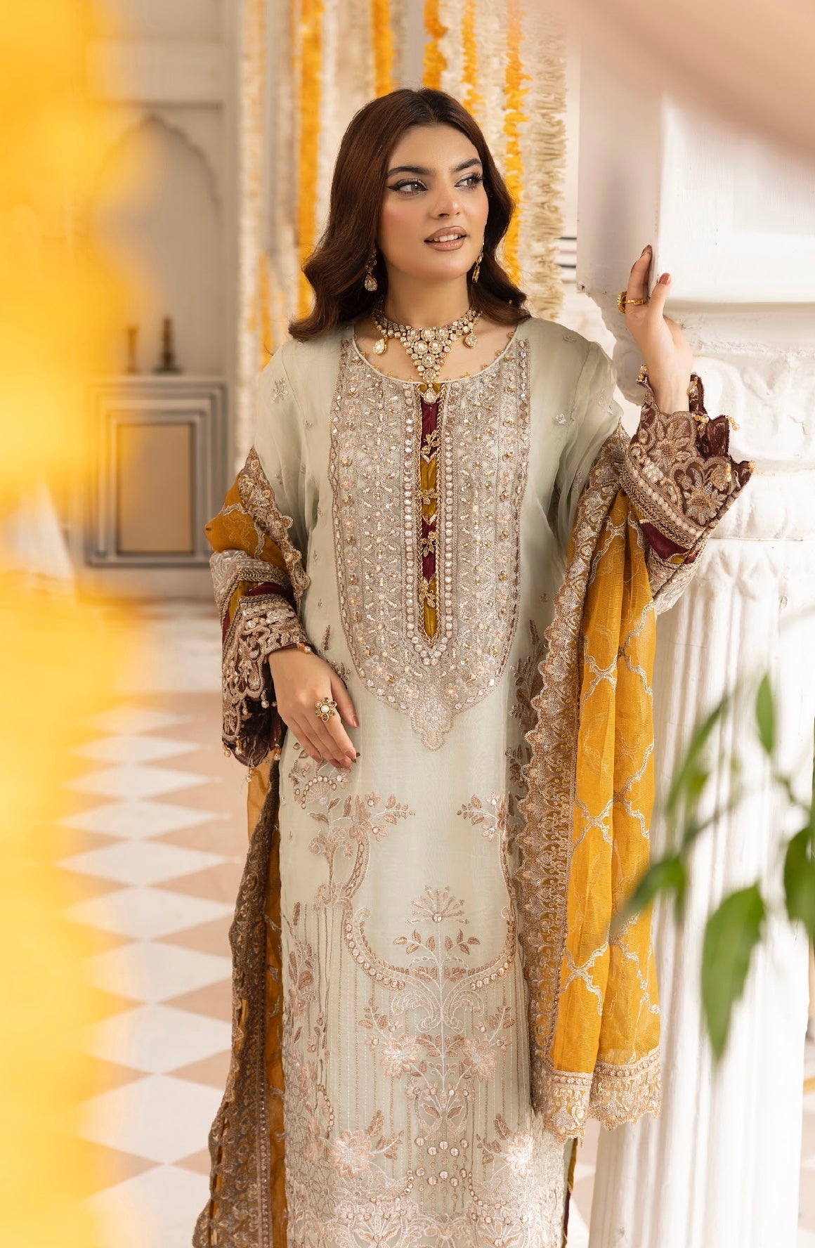 Simrans 3 piece lux wedding wear_100192 Pakistani ladies suit B132