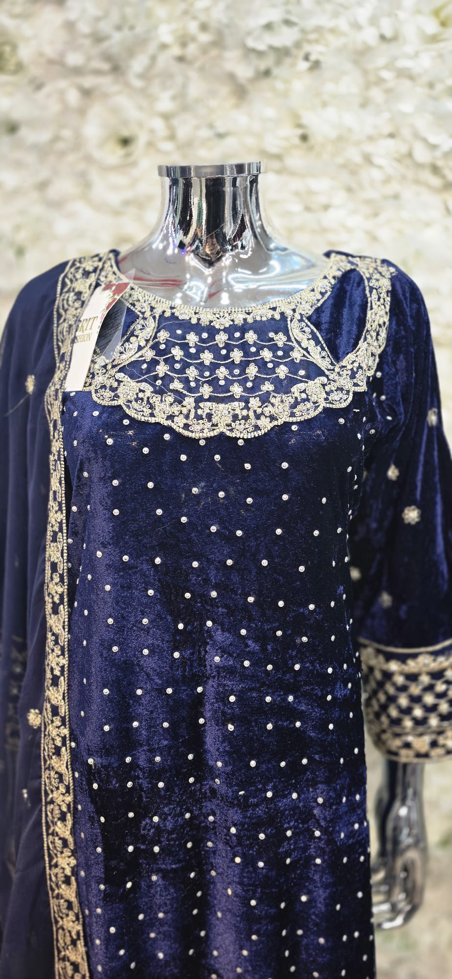 Brit 3 piece velvet_7020 ladies suit navy B3