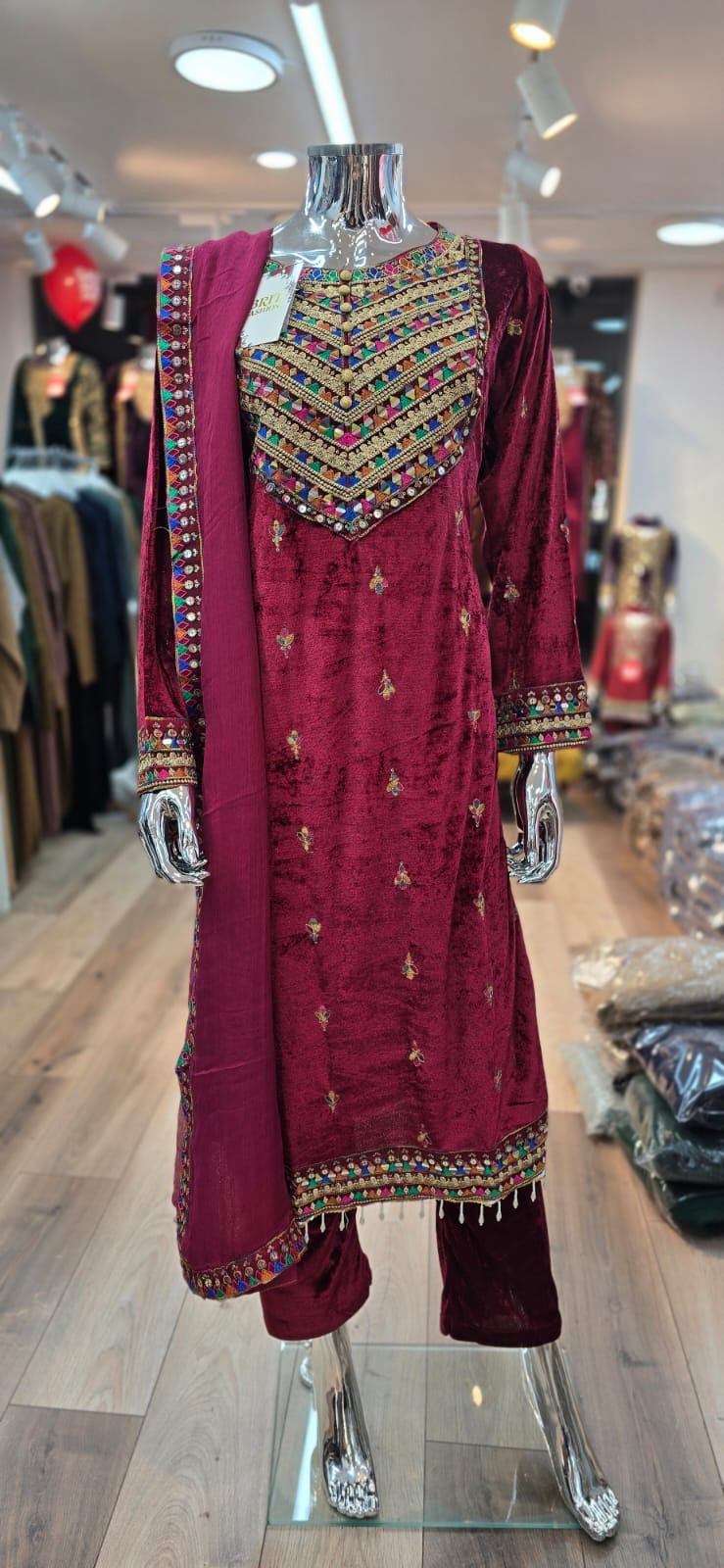 Brit 3 piece velvet_6021 Pakistani ladies suit mehroon B16