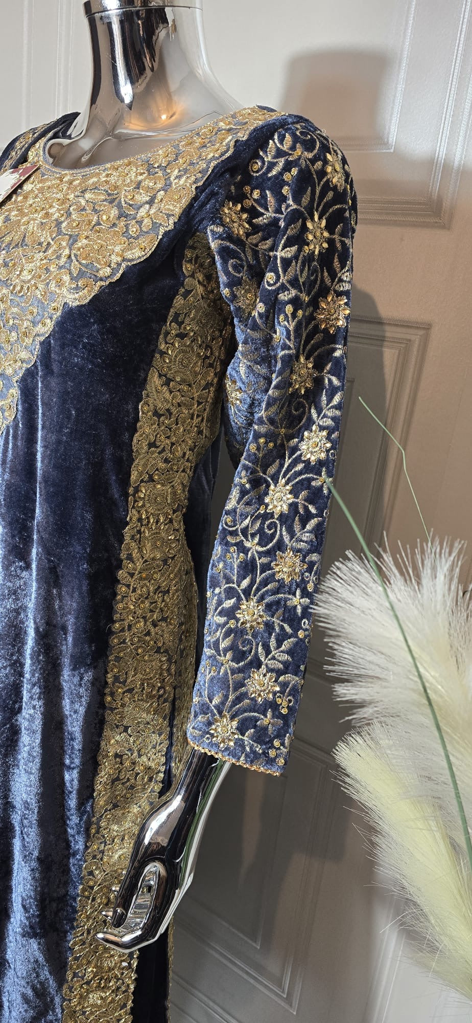 Brit Valvet 3 piece Valvet shawl_4094 D2 grey