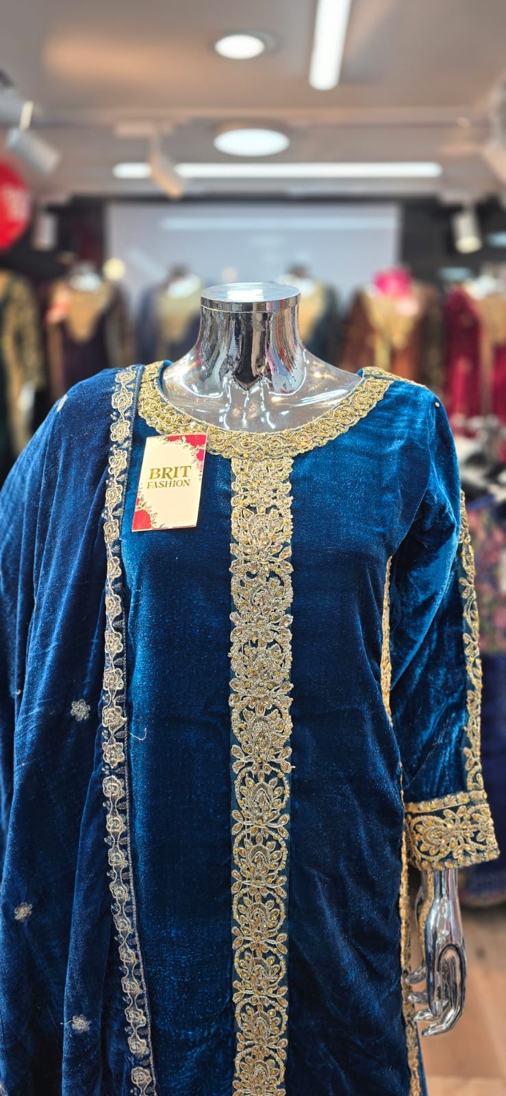 Brit 3 piece velvet_6020 Pakistani ladies suit teal B15