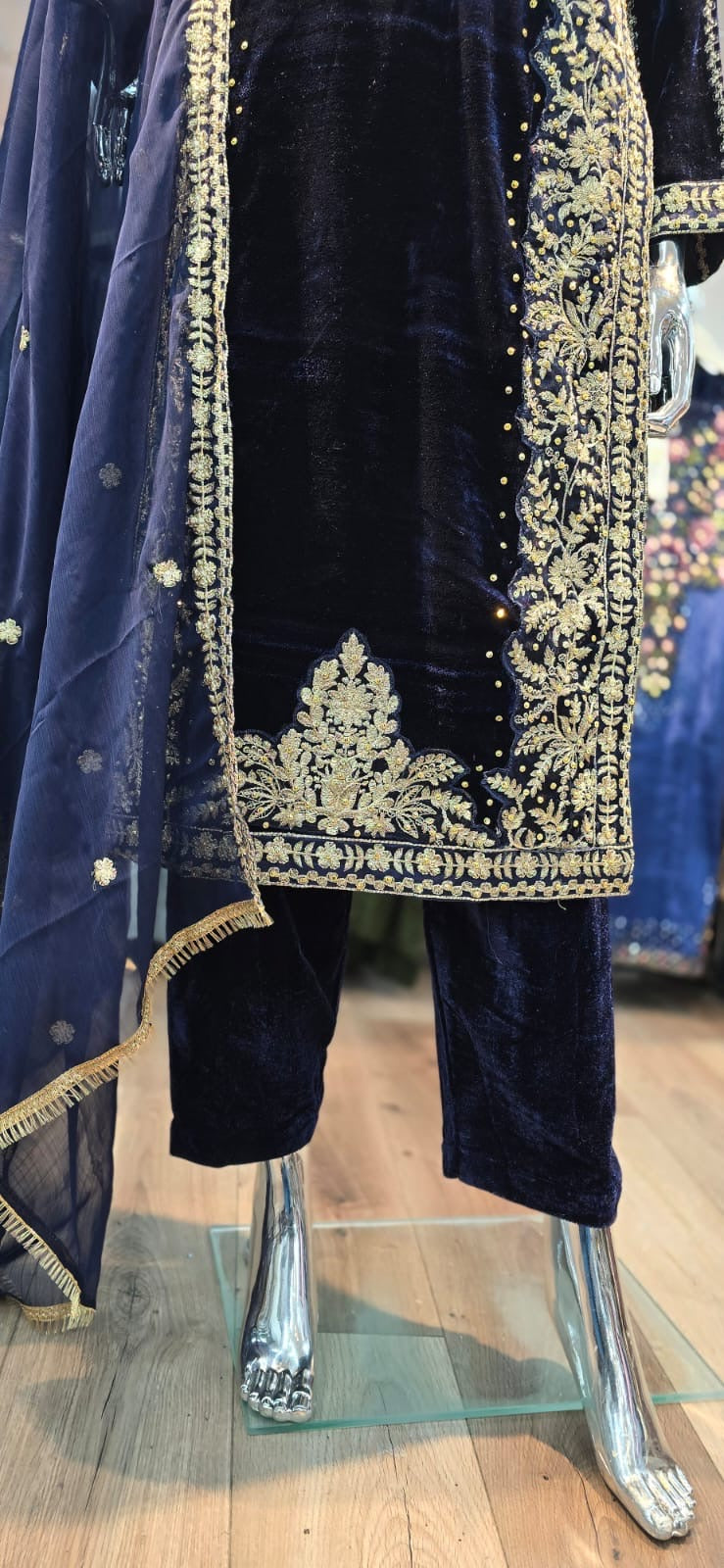 Brit 3 piece velvet_6017 Pakistani ladies suit navy B14