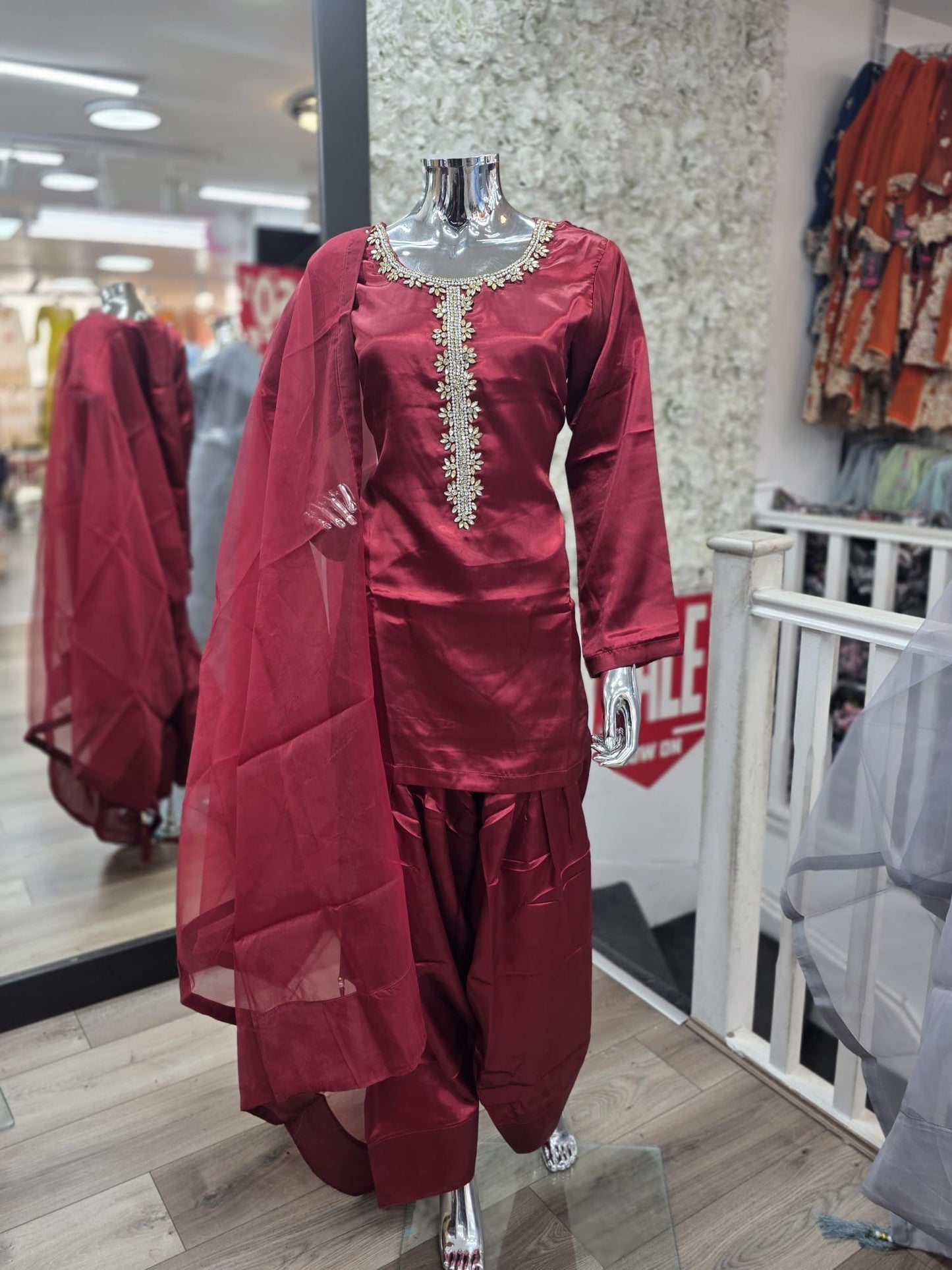 Brit 3 piece luxury silk_81042 Pakistani ladies suit B208