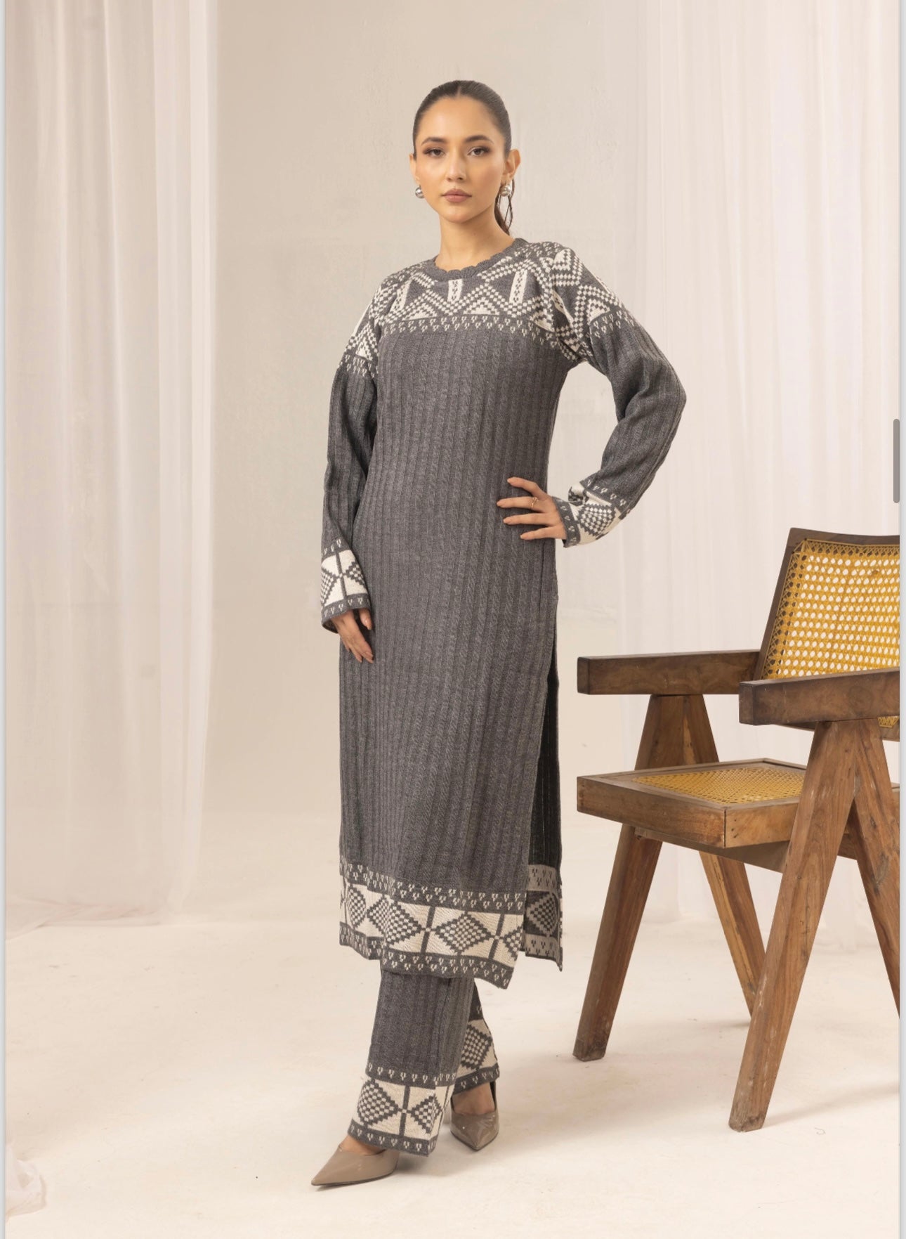 Brit 2 piece modest wear _81042 Pakistani ladies suit B268