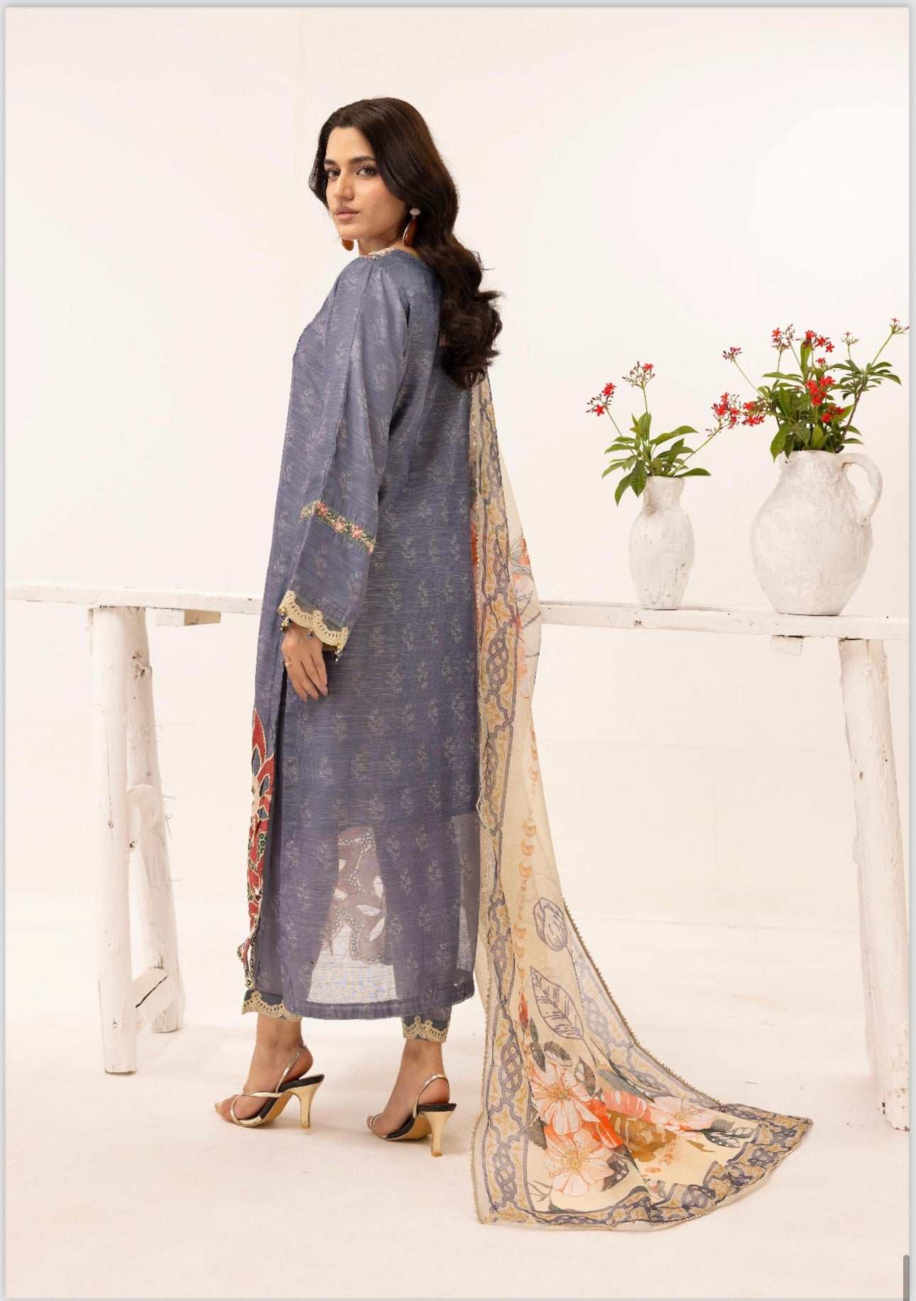 Simrans 3 piece Viscose_100170 Pakistani ladies suit B129