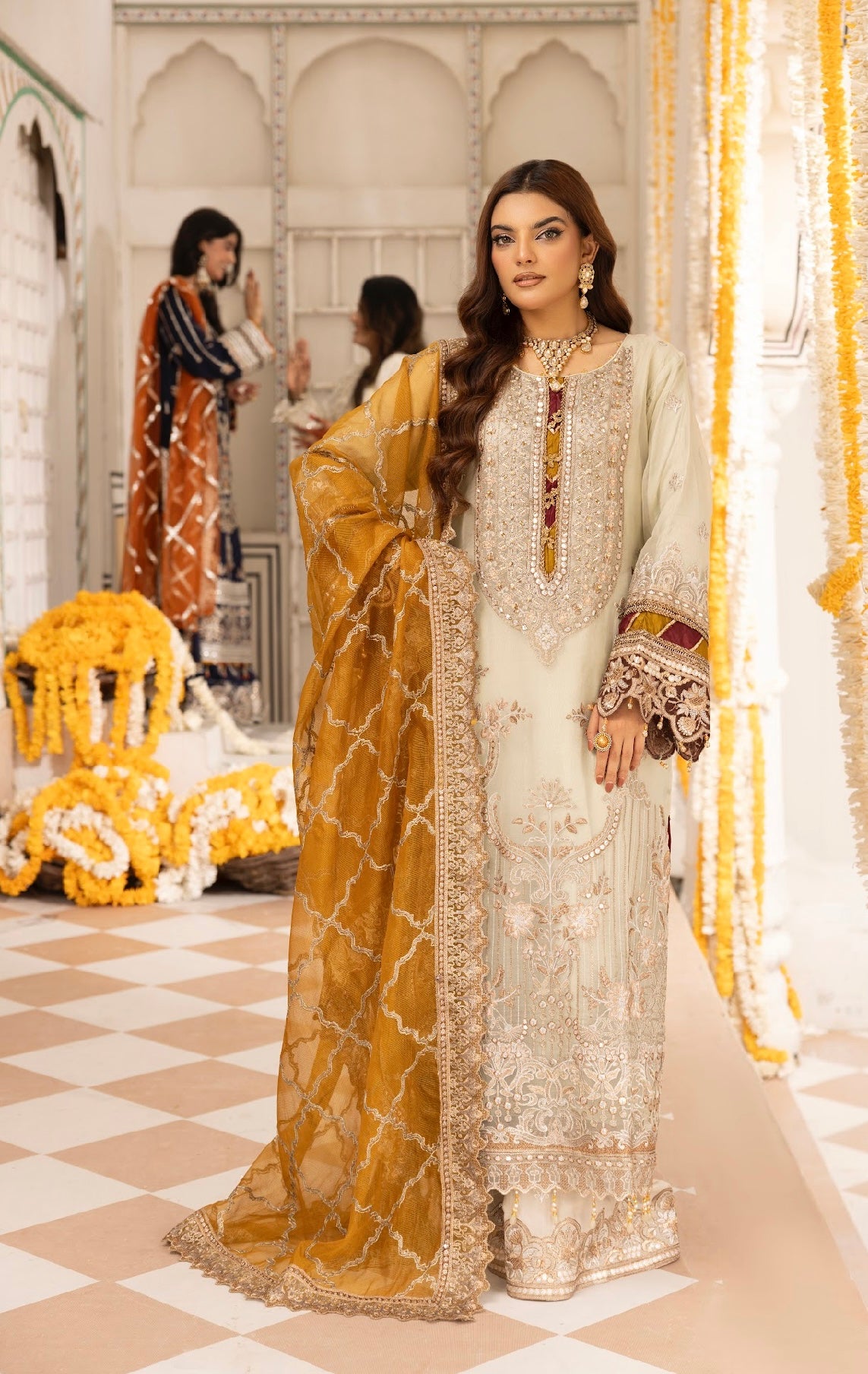 Simrans 3 piece lux wedding wear_100192 Pakistani ladies suit B132