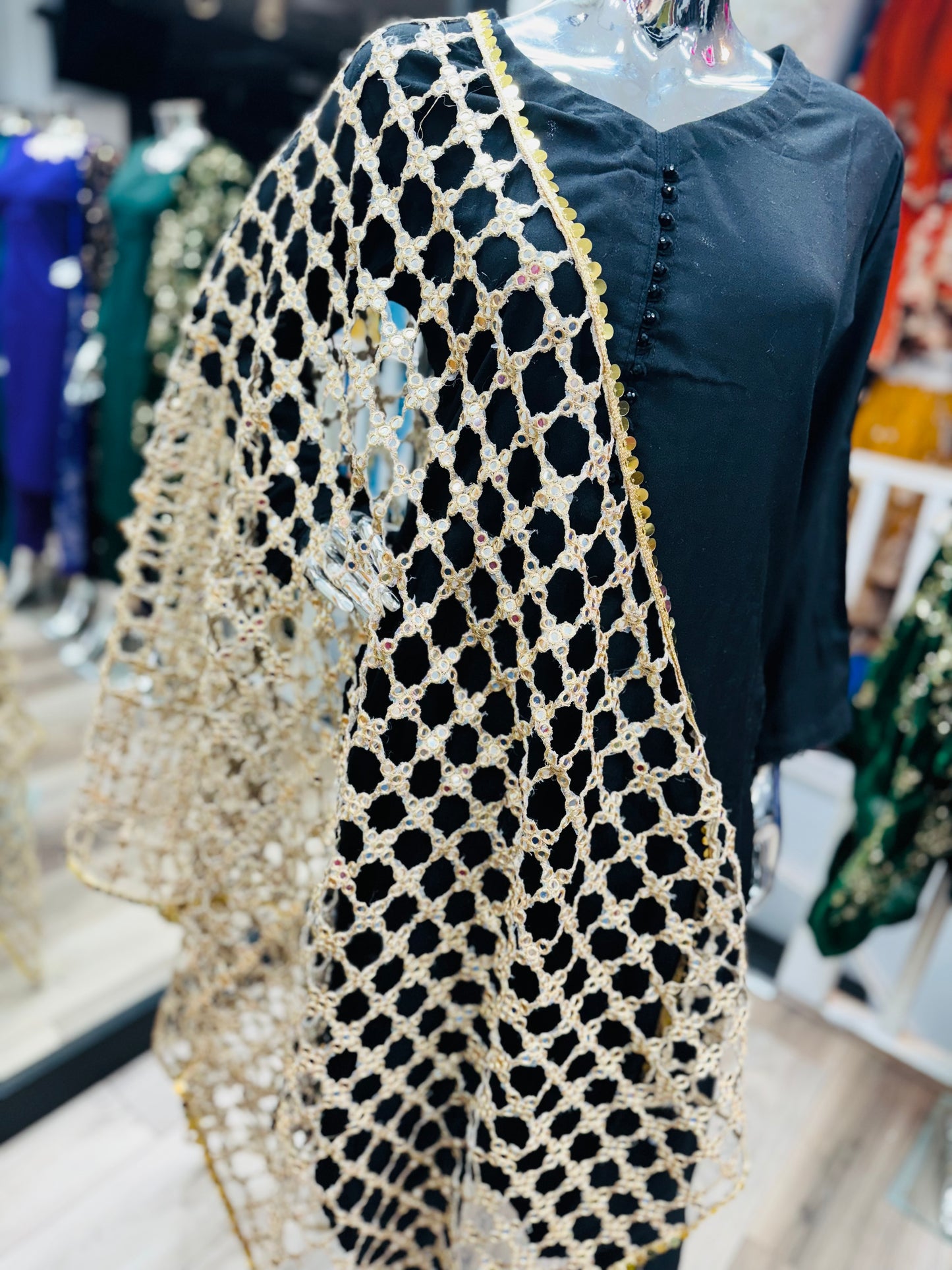 Viral sheesh dupatta_81042 Pakistani ladies suit black B279