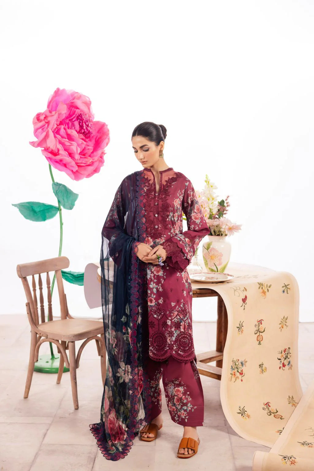 Iznik Designer_1576 Pakistani ladies suit IZ1