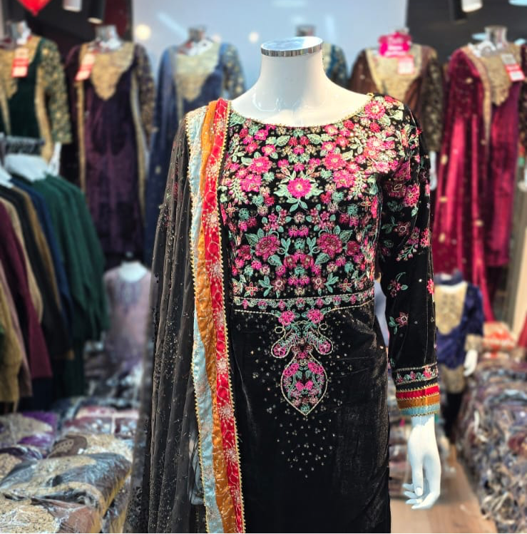 Brit 3 piece velvet_4090 Pakistani ladies suits black P2