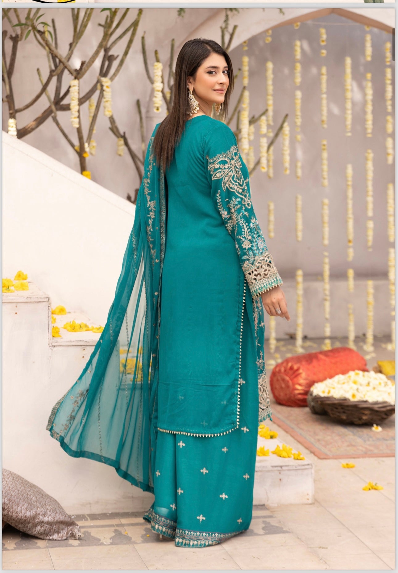 Simrans 3 piece lux wedding wear_100177 Pakistani ladies suit B131