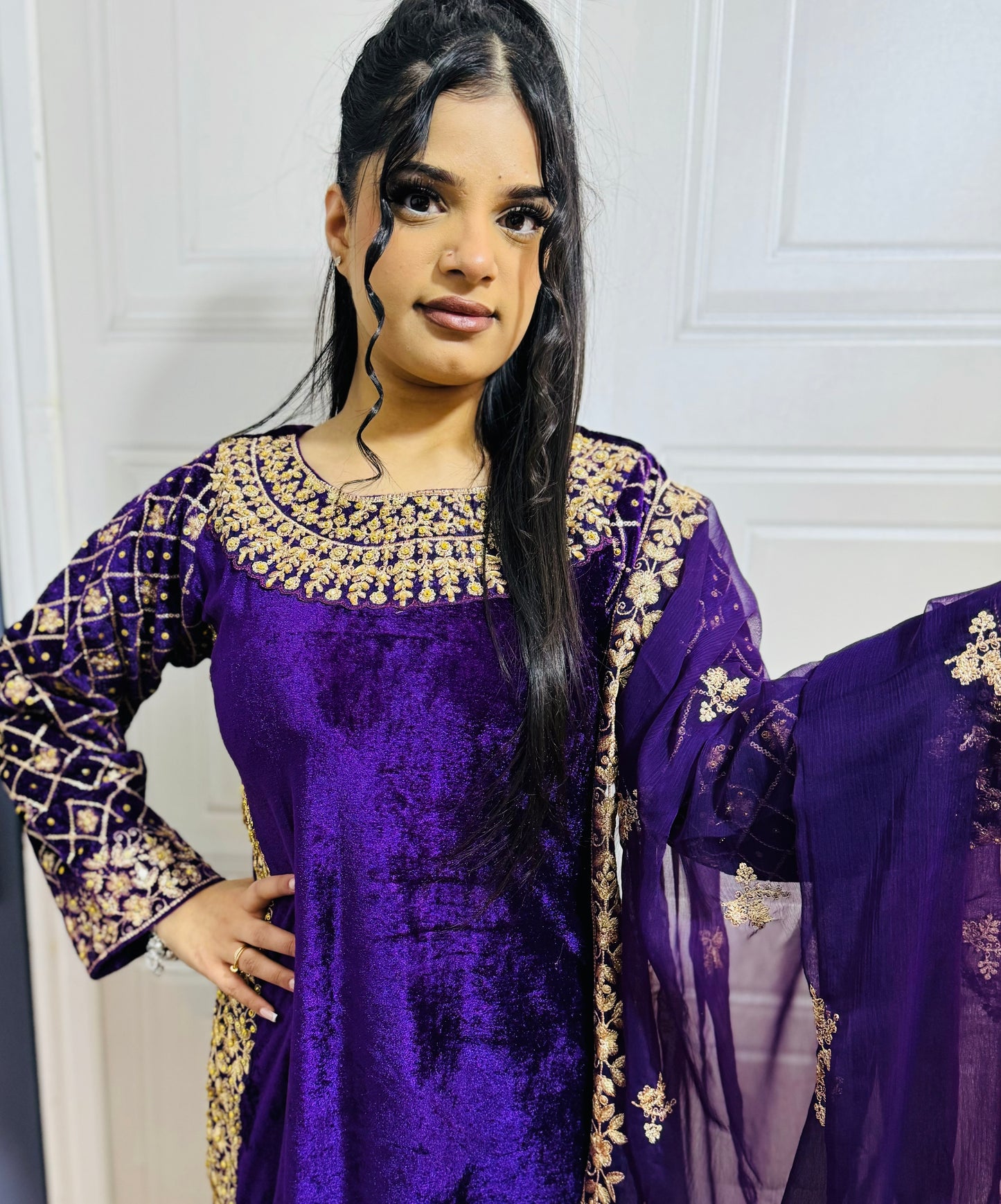 Brit 3 piece velvet_7007 Pakistani ladies suit purple B43