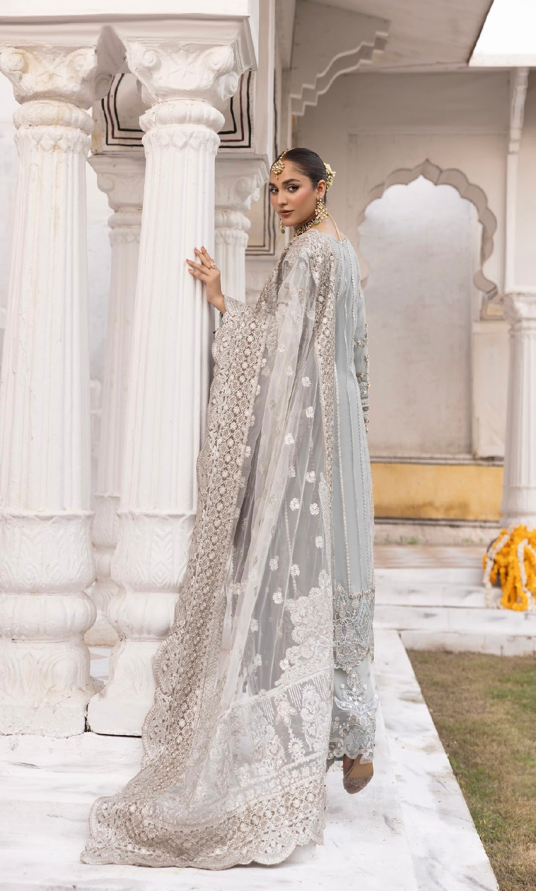 Simrans 3 piece lux wedding wear_100190 Pakistani ladies suit B132