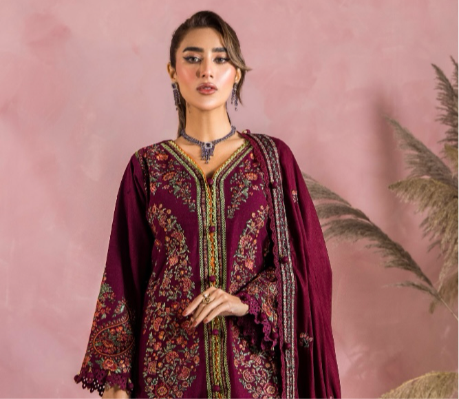 Esha ayesha original 3 piece stitched_7033 Pakistani winter dress