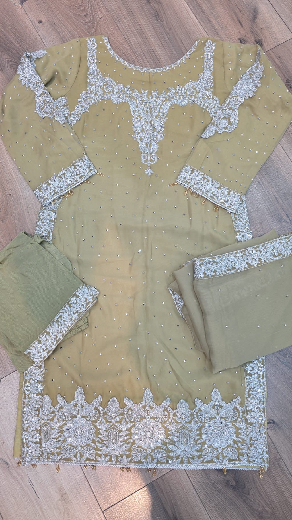 Brit Mother and Daughter 3 piece Chiffon_1001036 Biege B92