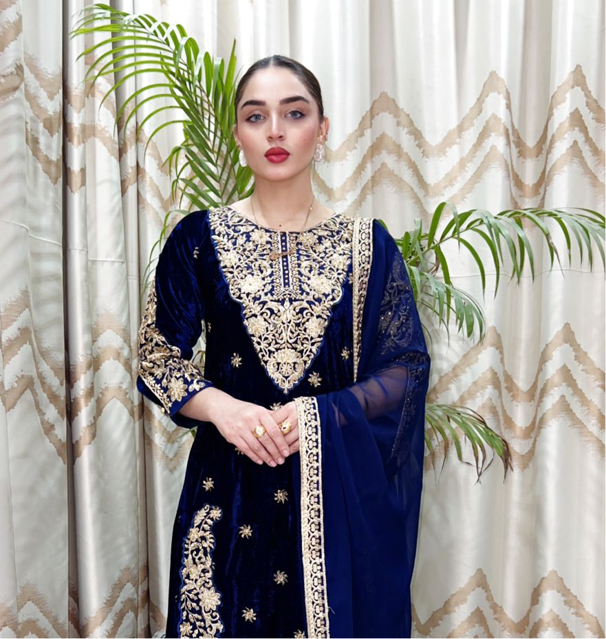Brit 3 piece velvet_7057 ladies suit navy B49