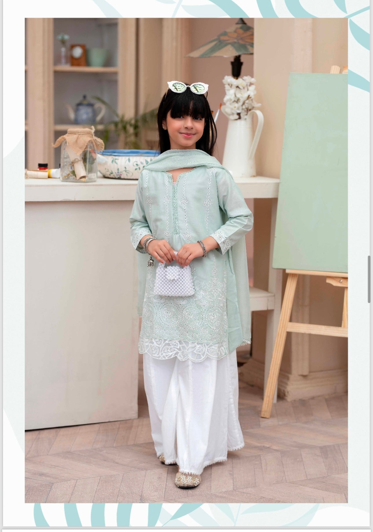 Brit 3 piece mother and daughter _9008 With trouser B80