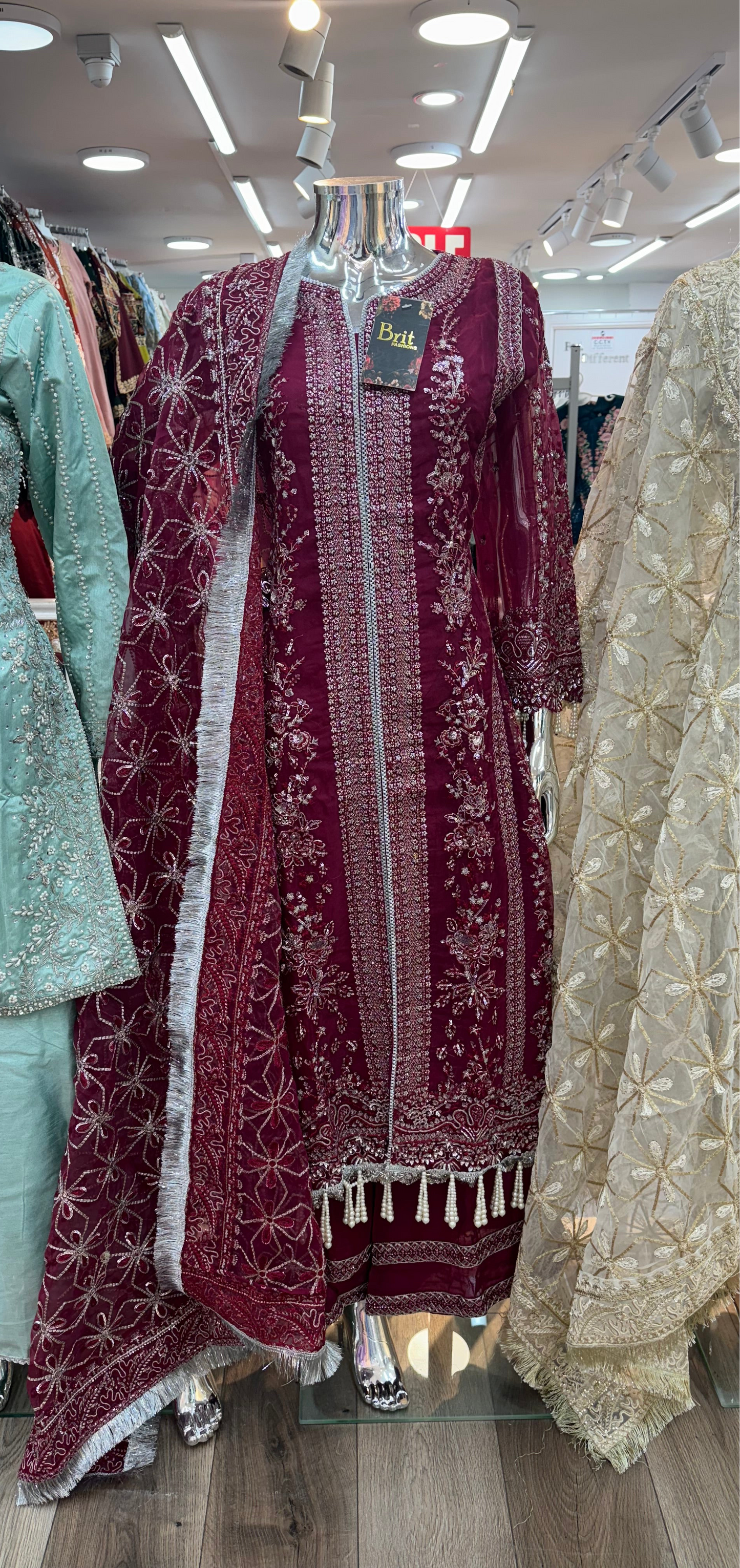 Nureh “3 piece luxury organza_81042 Pakistani ladies suit B194