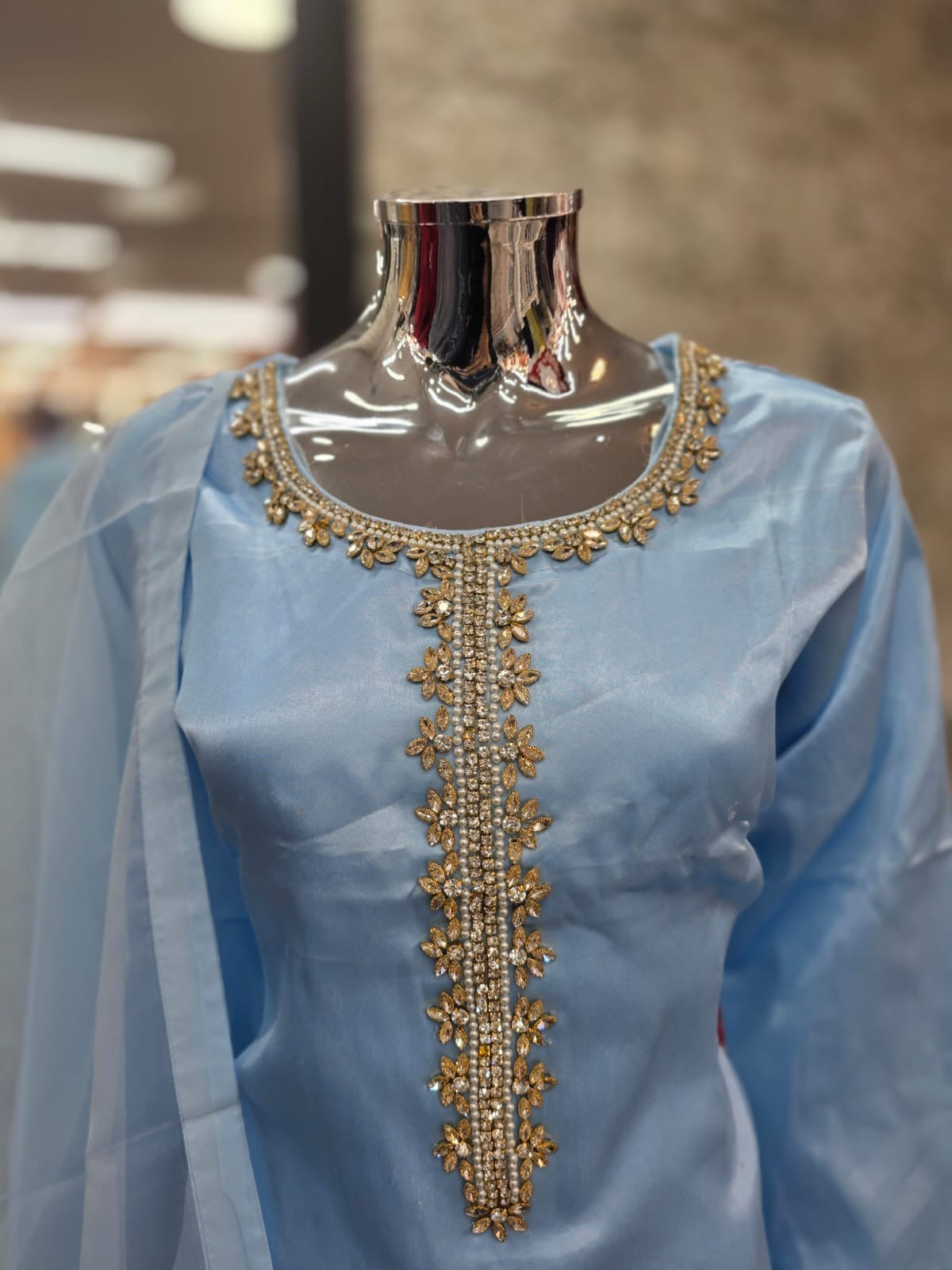 Brit 3 piece luxury silk_81042 Pakistani ladies suit B208