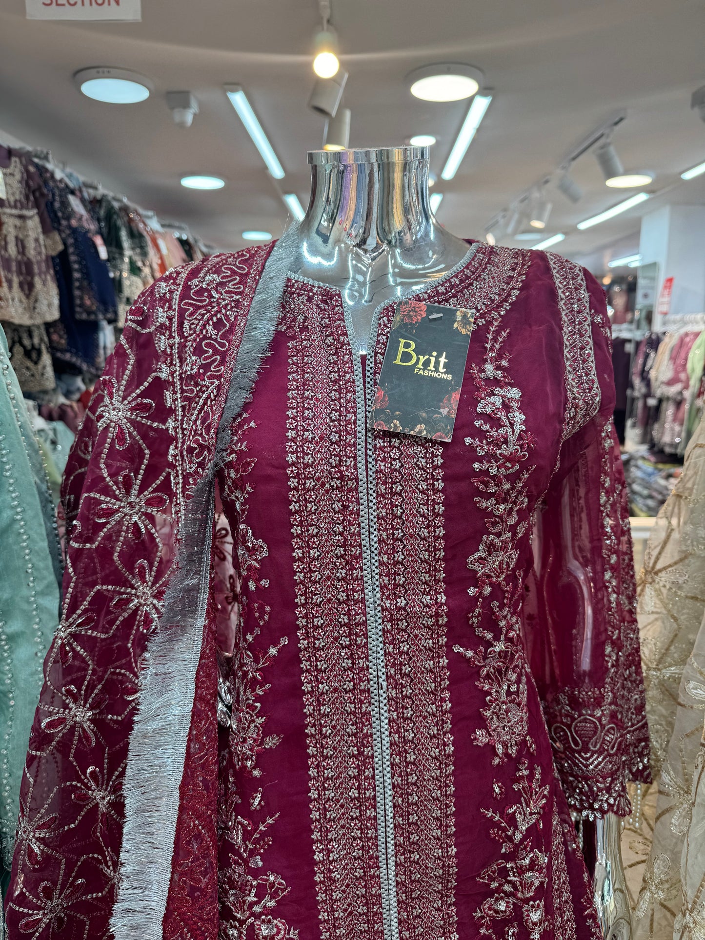 Nureh “3 piece luxury organza_81042 Pakistani ladies suit B194