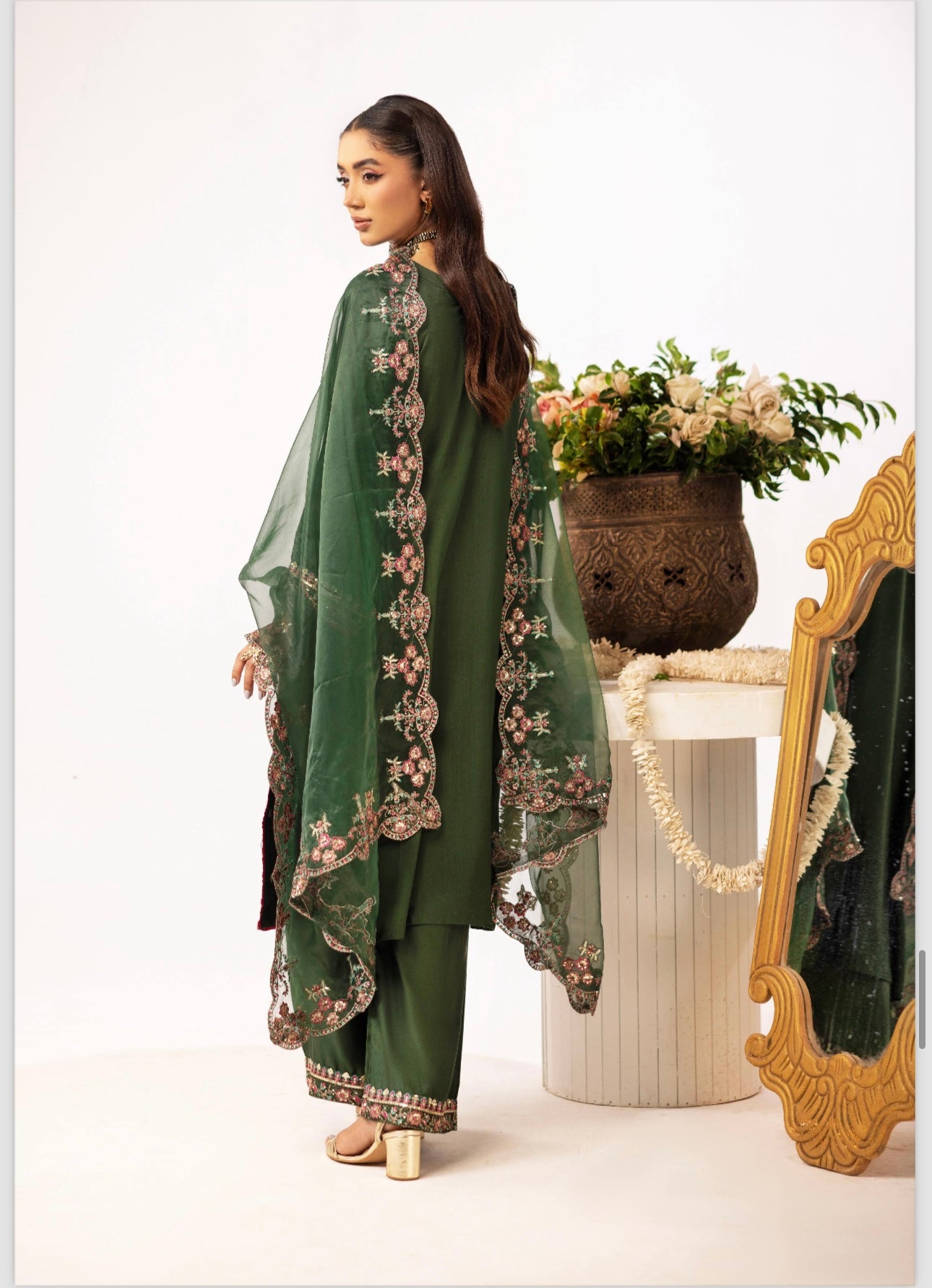 Simrans 3 piece luxury viscose_81042 Pakistani ladies suit B253