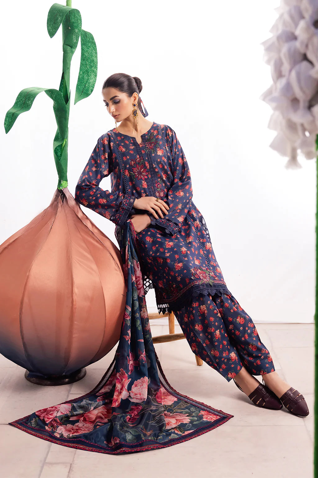 Iznik Designer_1573 Pakistani ladies suit IZ1