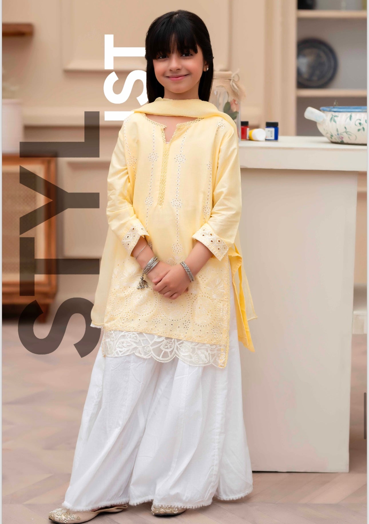 Brit 3 piece mother and daughter _9009 With trouser B80