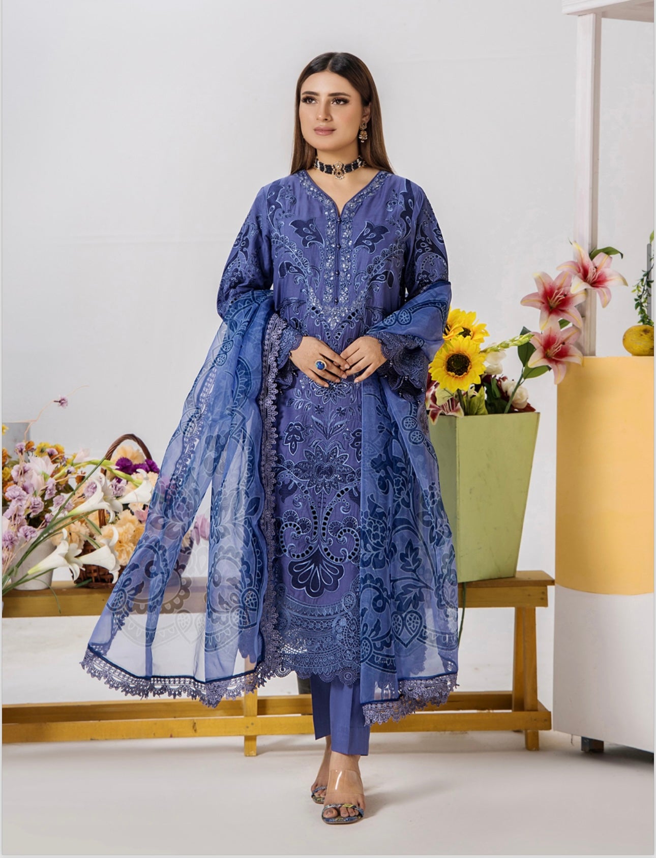 BRIT Mahnoor 3 piece lux lawn_100313 Pakistani ladies suit B161