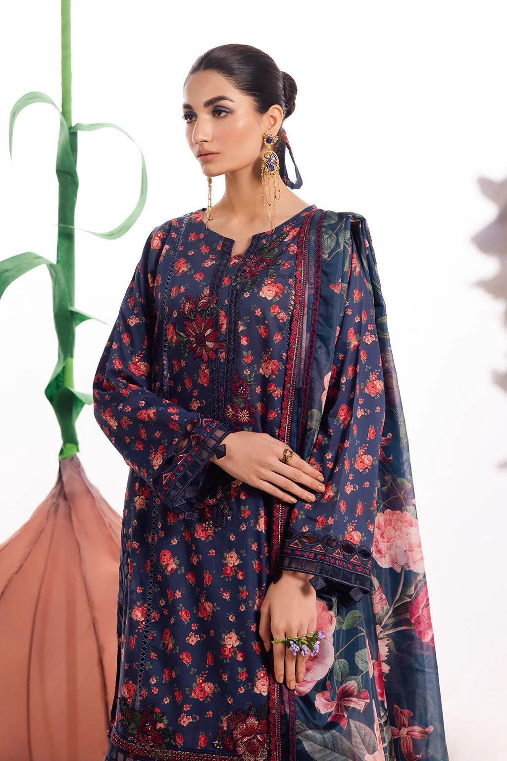 Iznik Designer_1573 Pakistani ladies suit IZ1