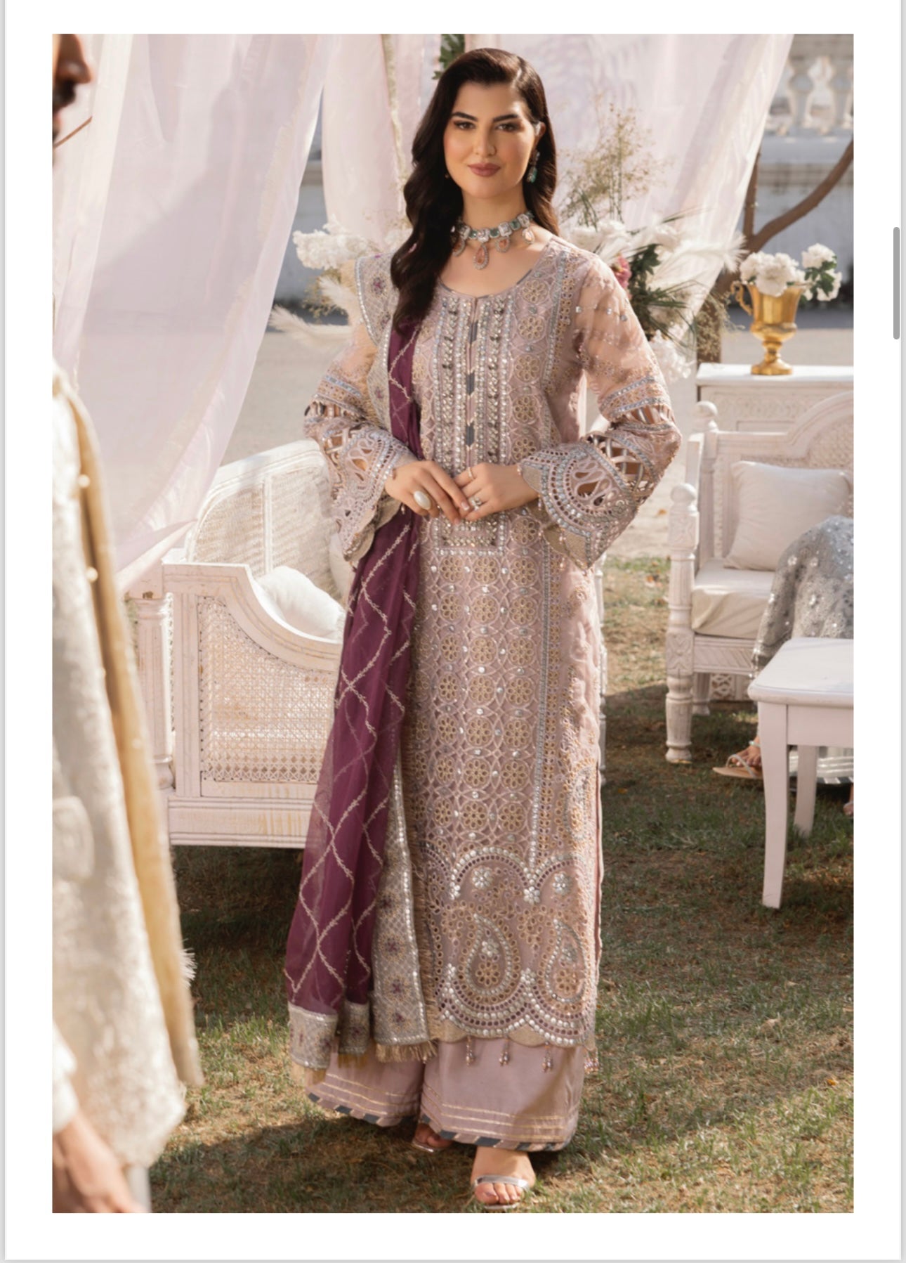 Brit 3 piece luxury wedding wear_100240 ladies suit B143