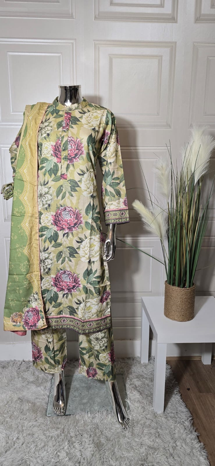 Barouque Dhanak 3 piece_4036 Pakistani suits for ladies DB1