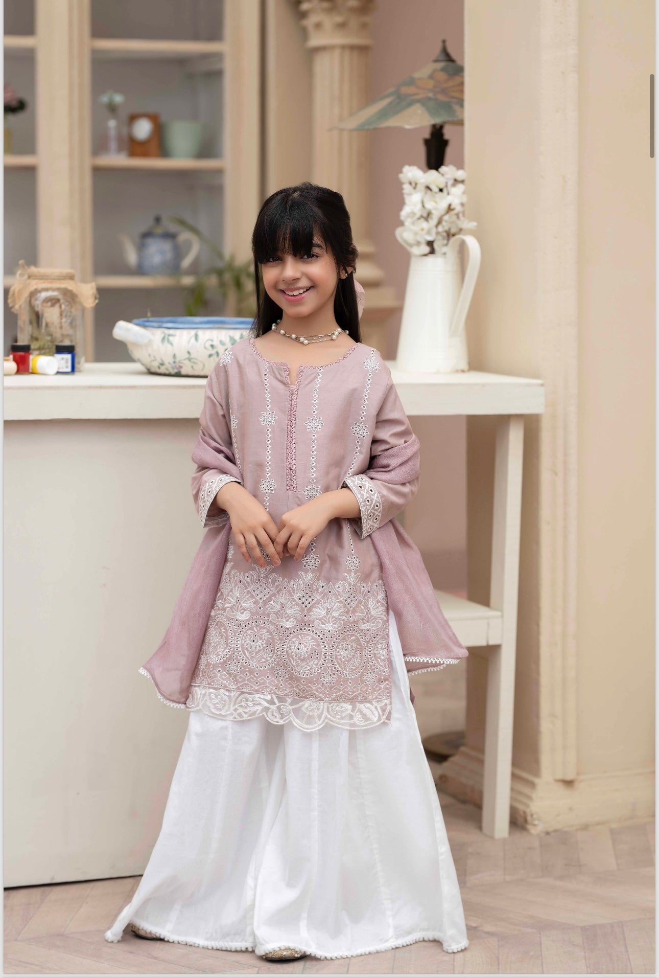 Brit 3 piece mother and daughter _9011 With trouser B80