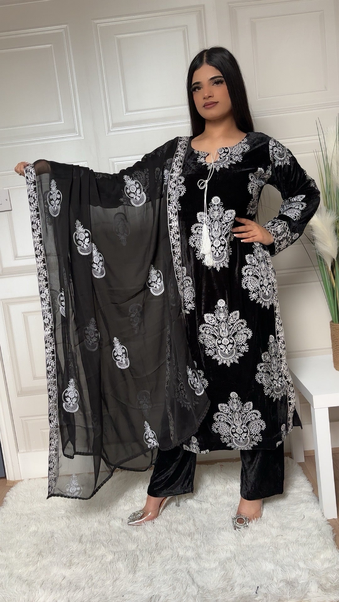 Brit 3 piece Valvet_2038 ladies and kids B27