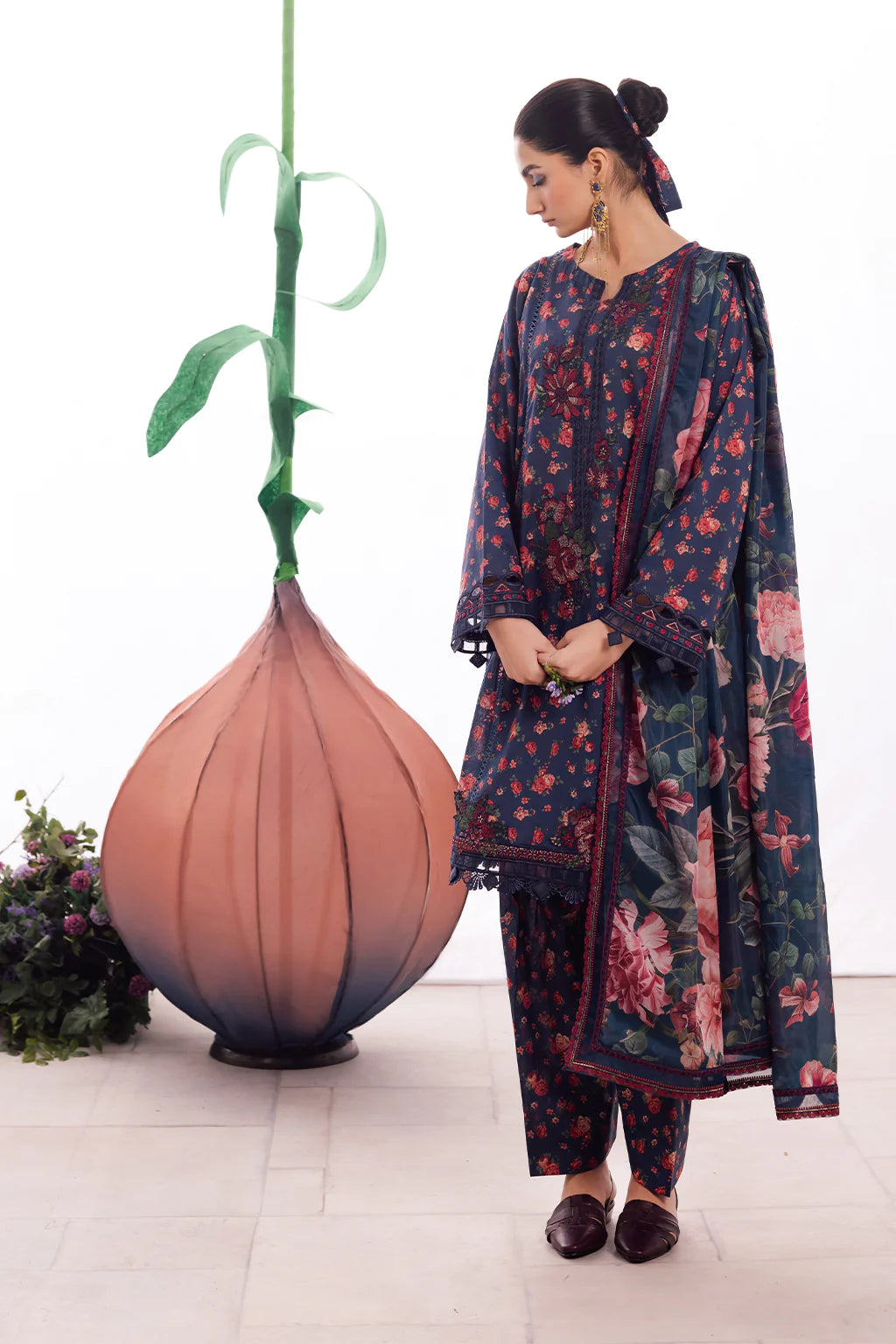 Iznik Designer_1573 Pakistani ladies suit IZ1